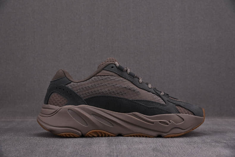 Fake Yeezy 700 V2 'Mauve' on our online shoe store (2)